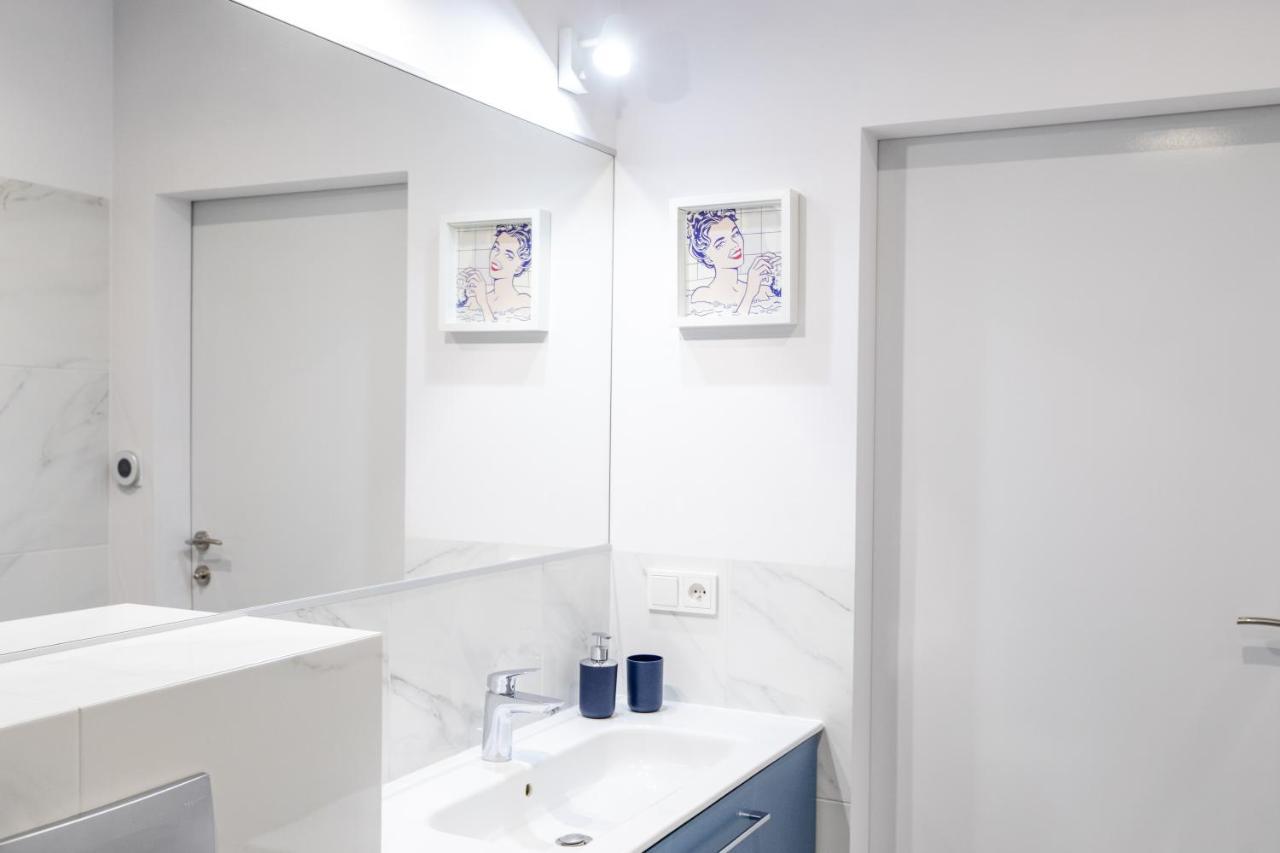 Apartament Z Basenem "Przy Morzu" Rewal Eksteriør billede
